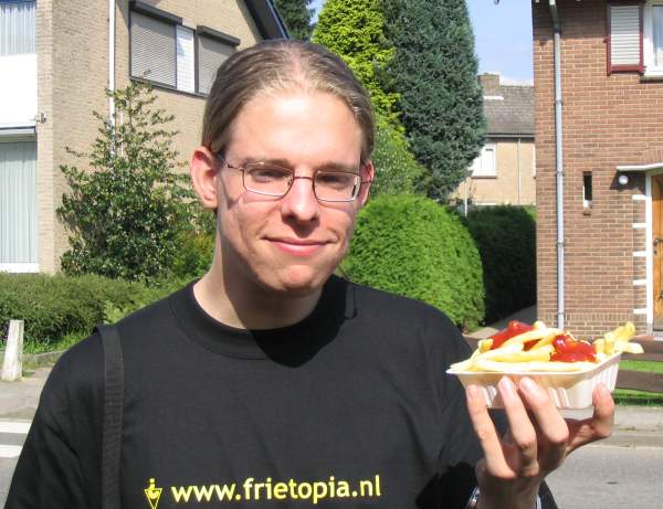 Natuurlijk kon ook de friet na de wedstrijd niet ontbreken.